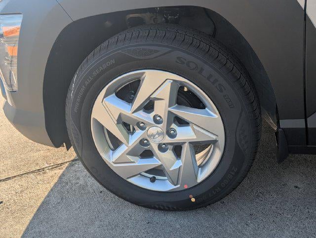 2027 Hyundai KONA SE FWD