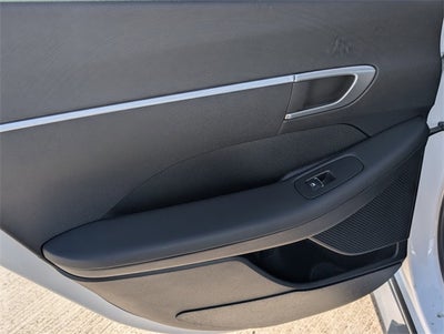 2025 Hyundai SONATA SE