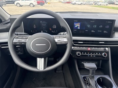 2025 Hyundai SONATA SE