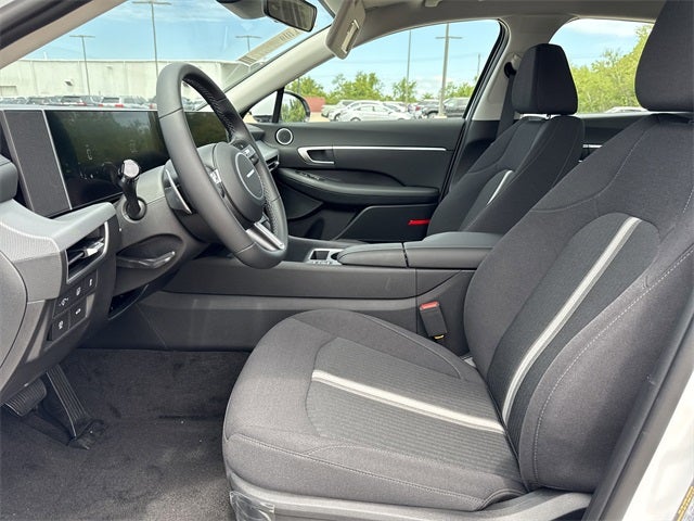 2025 Hyundai SONATA HYBRID SEL