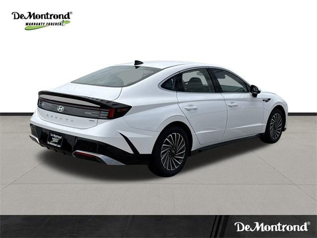 2025 Hyundai SONATA HYBRID SEL