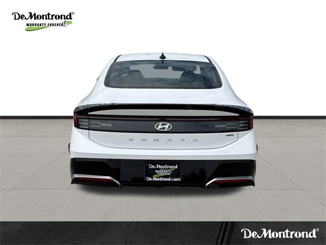 2025 Hyundai SONATA HYBRID SEL