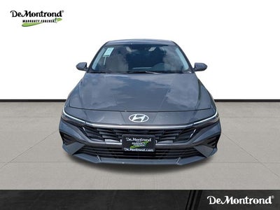 2026 Hyundai ELANTRA SE