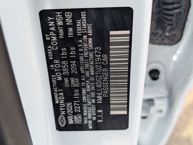2026 Hyundai ELANTRA SE