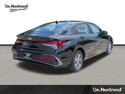 2026 Hyundai ELANTRA SE