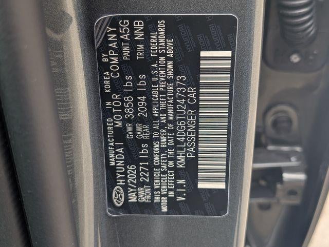 2026 Hyundai ELANTRA SE