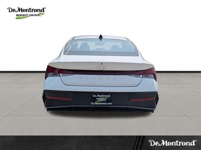 2026 Hyundai ELANTRA SE
