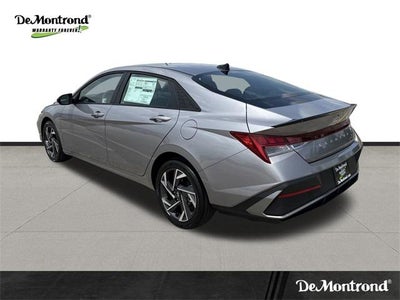 2025 Hyundai ELANTRA HYBRID SEL Sport
