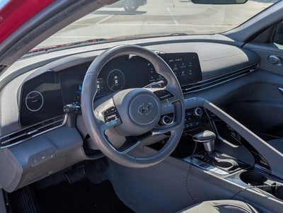 2023 Hyundai ELANTRA SEL