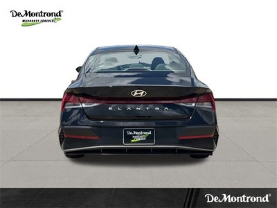 2025 Hyundai ELANTRA SEL Convenience