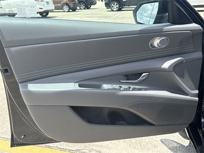 2025 Hyundai ELANTRA SEL Convenience