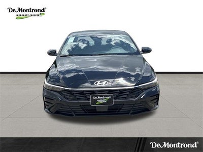 2025 Hyundai ELANTRA SEL Convenience