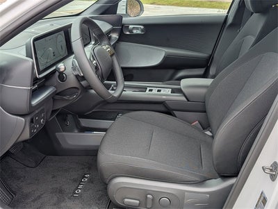 2025 Hyundai IONIQ 6 SE