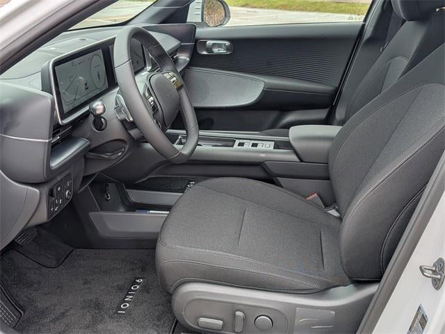 2025 Hyundai IONIQ 6 SE