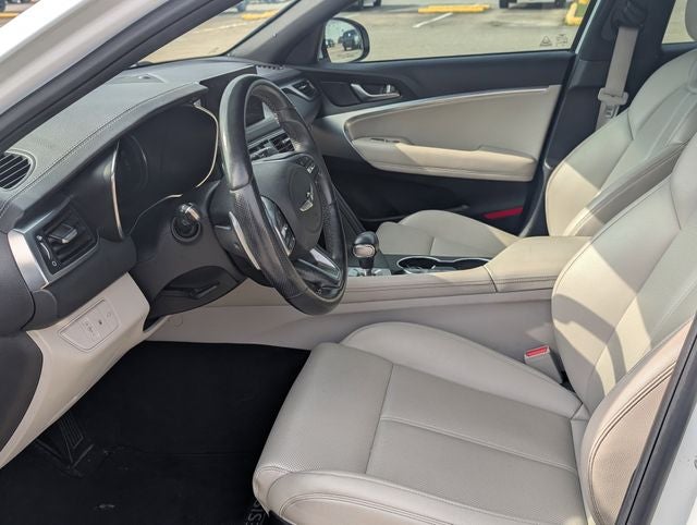 2022 Genesis G70 2.0T