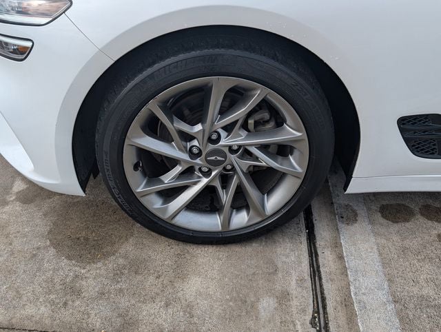 2022 Genesis G70 2.0T