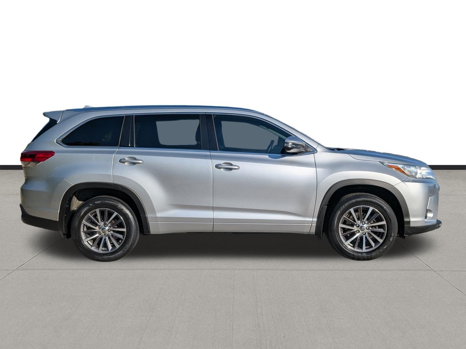 2018 Toyota Highlander SE