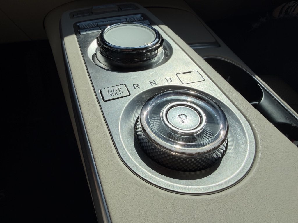 2023 Genesis GV70 2.5T Advanced
